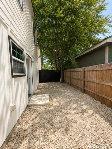 626 IOWA ST San Antonio, TX 78203