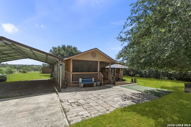 1520 OLD PLEASANTON RD San Antonio, TX 78264
