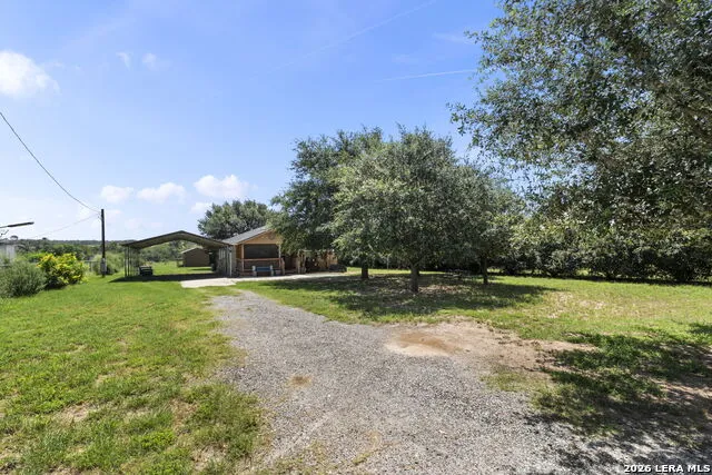 1520 OLD PLEASANTON RD San Antonio, TX 78264