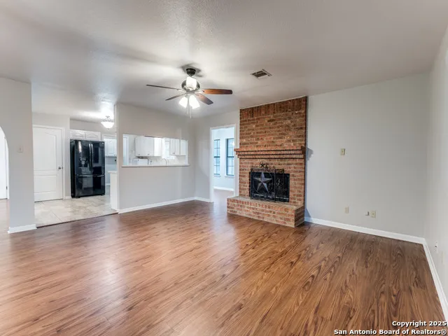 315 SIMON RD Pleasanton, TX 78064