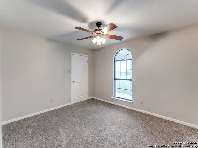 315 SIMON RD Pleasanton, TX 78064