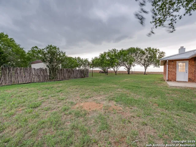315 SIMON RD Pleasanton, TX 78064