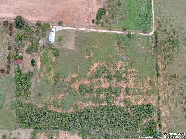 315 SIMON RD Pleasanton, TX 78064