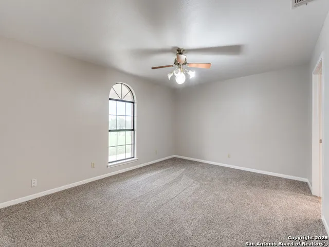 315 SIMON RD Pleasanton, TX 78064