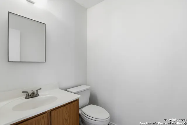 435 territory oak San Antonio, TX 78253