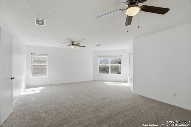 435 territory oak San Antonio, TX 78253