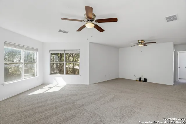 435 territory oak San Antonio, TX 78253