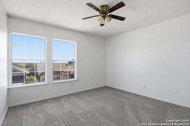 435 territory oak San Antonio, TX 78253