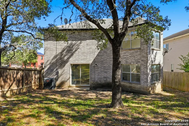 435 territory oak San Antonio, TX 78253