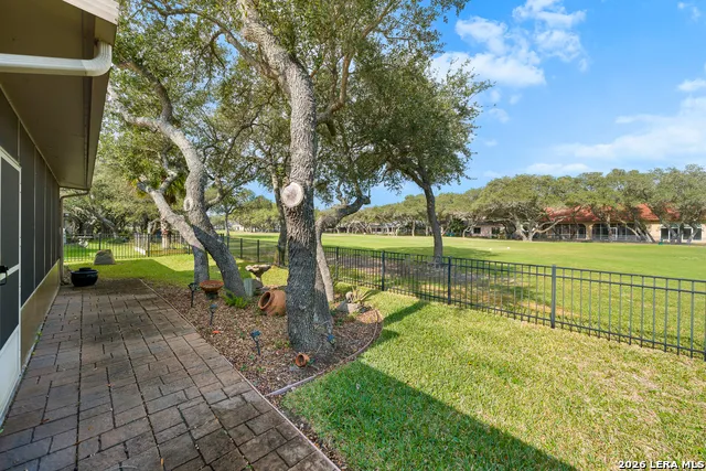 104 Peachtree Rockport, TX 78382