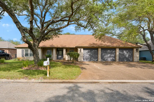 104 Peachtree Rockport, TX 78382