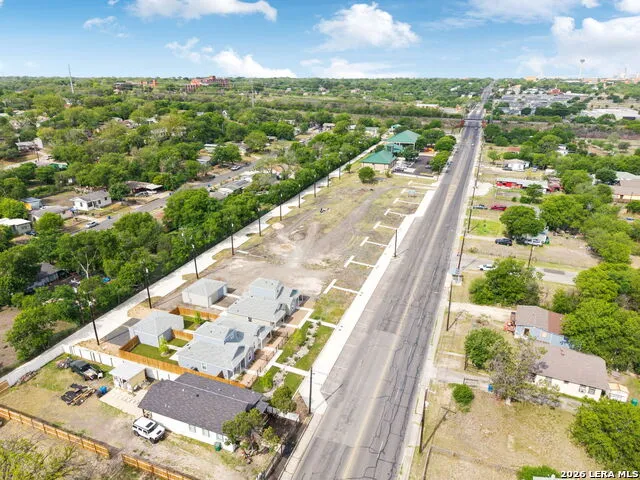 2916 Martin Luther King San Antonio, TX 78220