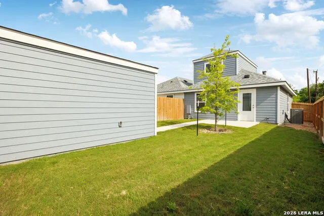 2916 Martin Luther King San Antonio, TX 78220