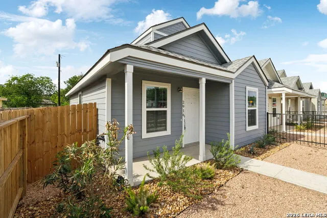 2916 Martin Luther King San Antonio, TX 78220