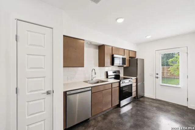 2916 Martin Luther King San Antonio, TX 78220