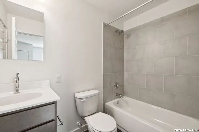 2916 Martin Luther King San Antonio, TX 78220