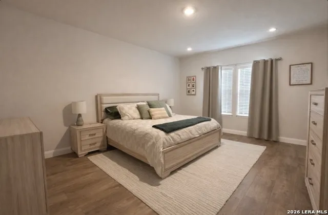 177 Middle Green loop Floresville, TX 78114