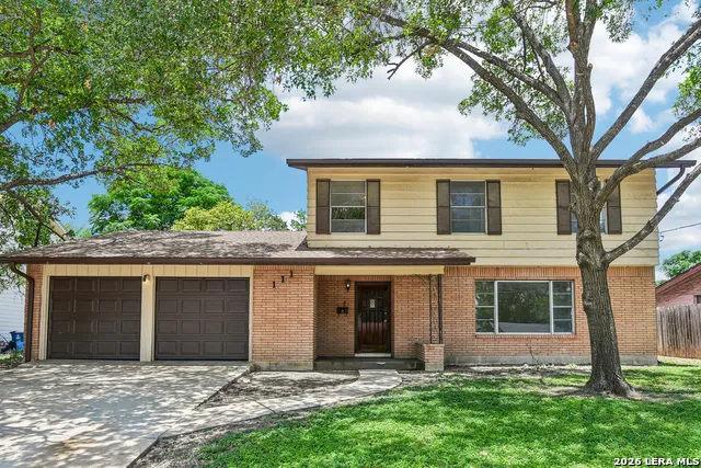 111 HANNASCH DR San Antonio, TX 78213