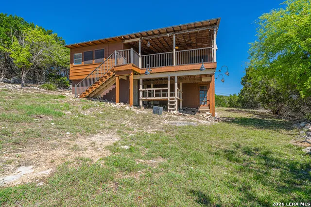 194 NW Hills Dr Kerrville, TX 78028