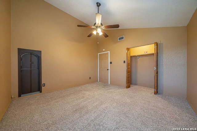194 NW Hills Dr Kerrville, TX 78028