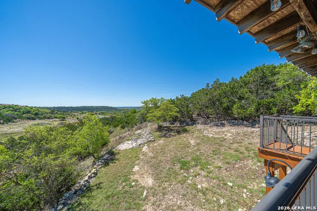 194 NW Hills Dr Kerrville, TX 78028