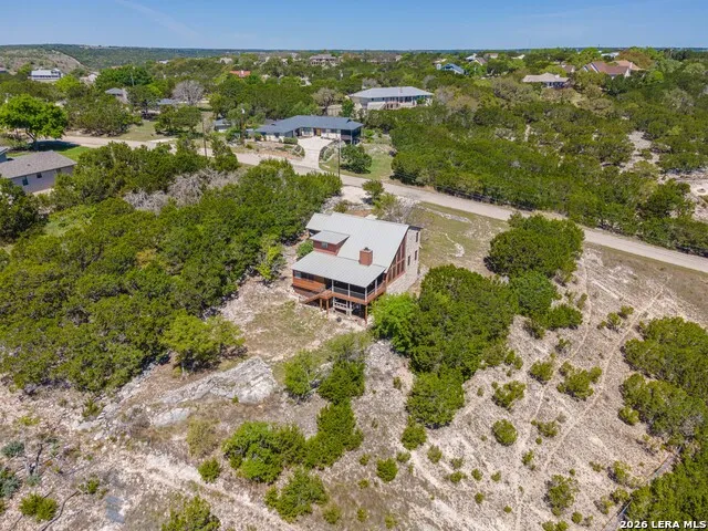 194 NW Hills Dr Kerrville, TX 78028
