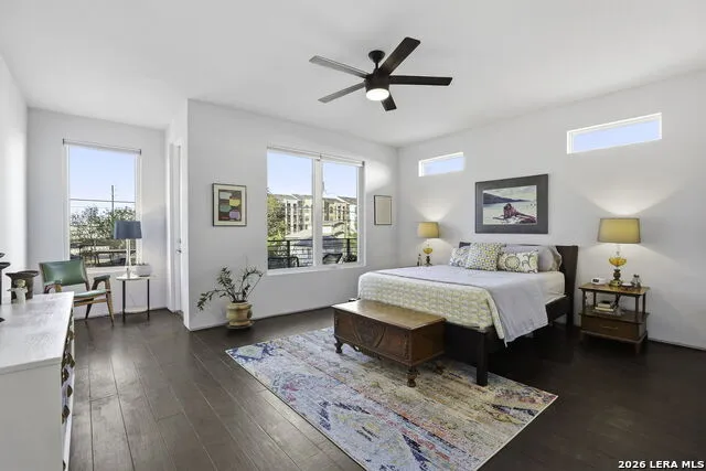 130 Clay San Antonio, TX 78204