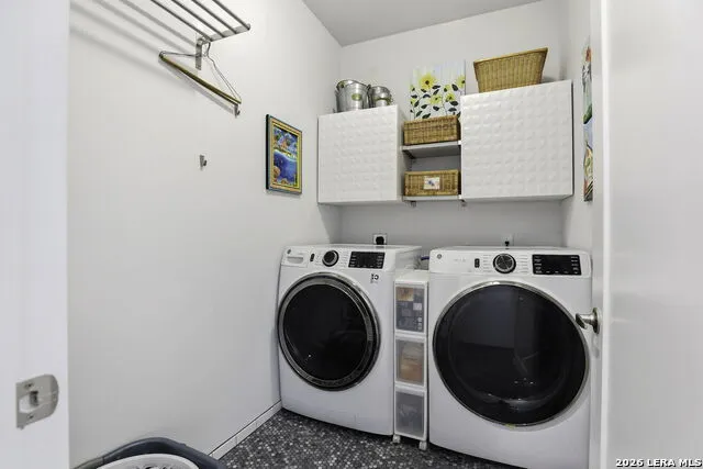 130 Clay San Antonio, TX 78204