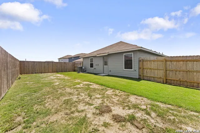 1022 Bold Run Seguin, TX 78155