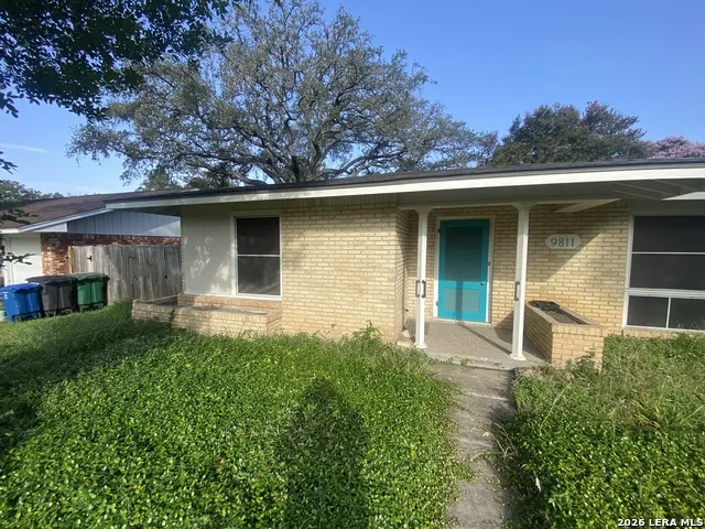 9811 Carolwood Dr San Antonio, TX 78213
