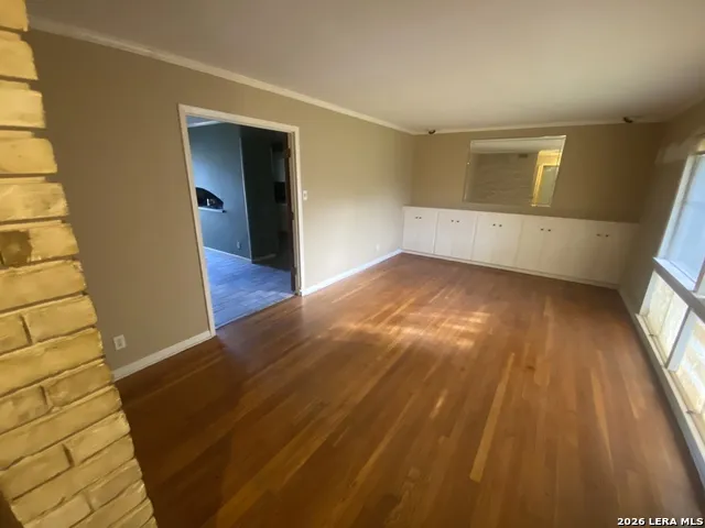 9811 Carolwood Dr San Antonio, TX 78213
