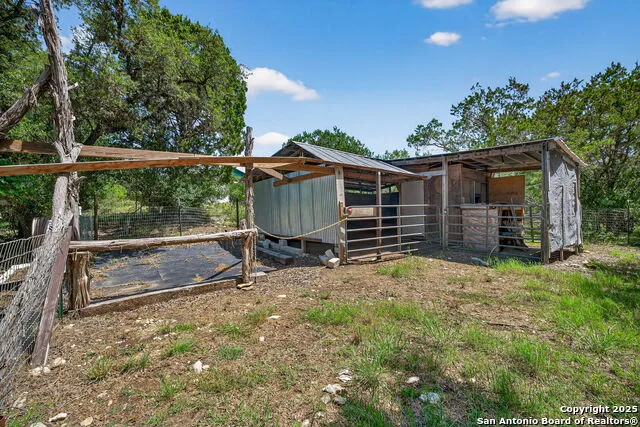 924 Wagon Creek Bandera, TX 78003
