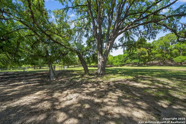 924 Wagon Creek Bandera, TX 78003