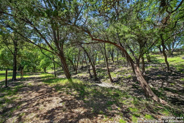 924 Wagon Creek Bandera, TX 78003