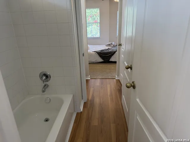 8942 FIREBAUGH DR Helotes, TX 78023