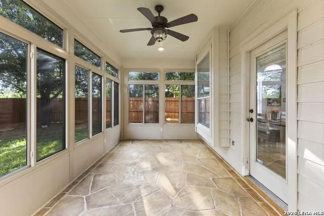 8942 FIREBAUGH DR Helotes, TX 78023