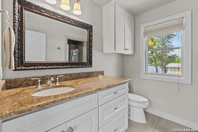 157 LAKE BND McQueeney, TX 78123