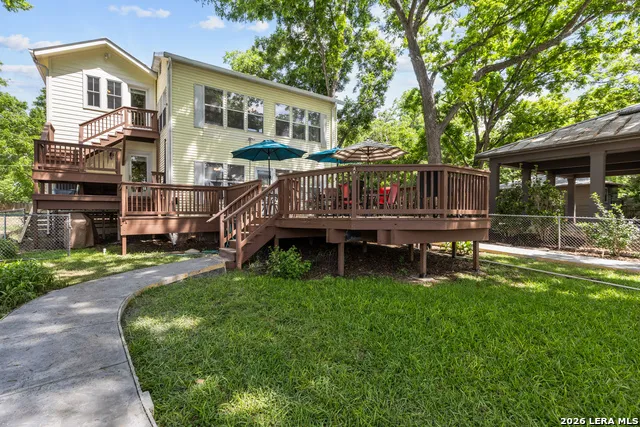 157 LAKE BND McQueeney, TX 78123