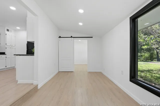 210 W Glenview San Antonio, TX 78228