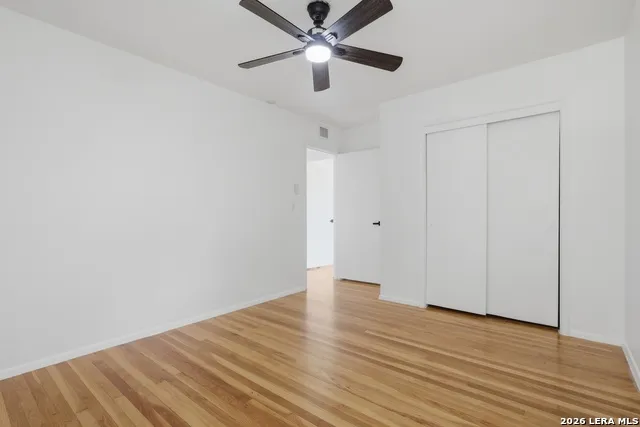 210 W Glenview San Antonio, TX 78228