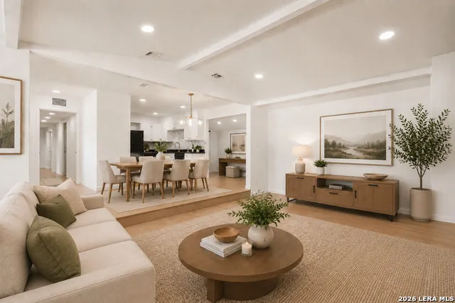 210 W Glenview San Antonio, TX 78228