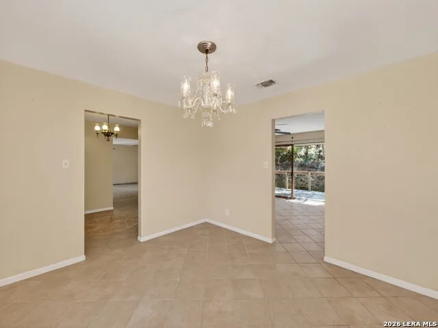 333 Secret Valley Dr Kerrville, TX 78028