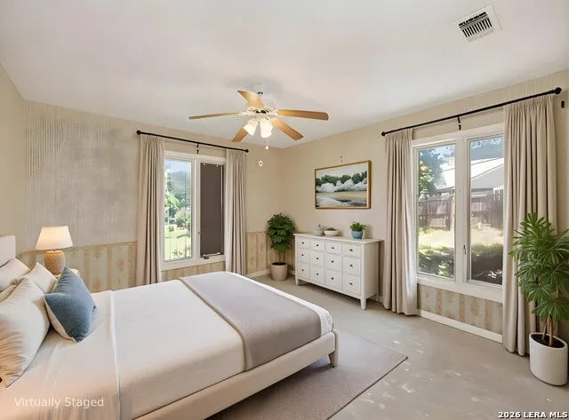 333 Secret Valley Dr Kerrville, TX 78028
