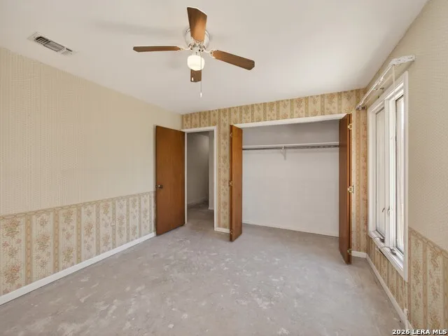 333 Secret Valley Dr Kerrville, TX 78028