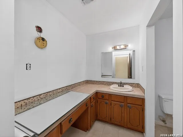 333 Secret Valley Dr Kerrville, TX 78028