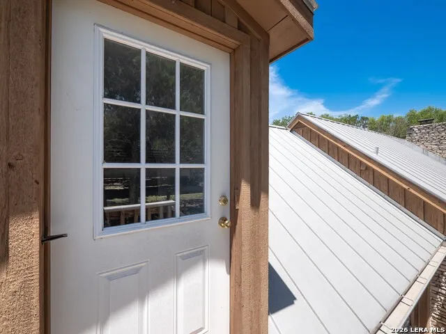 333 Secret Valley Dr Kerrville, TX 78028