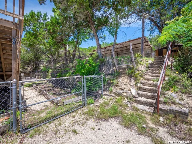 333 Secret Valley Dr Kerrville, TX 78028
