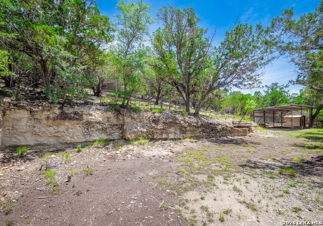 333 Secret Valley Dr Kerrville, TX 78028