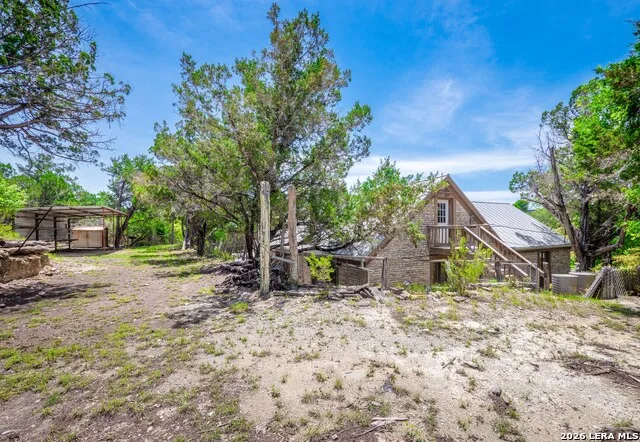333 Secret Valley Dr Kerrville, TX 78028
