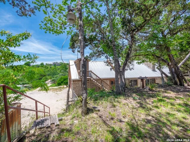 333 Secret Valley Dr Kerrville, TX 78028